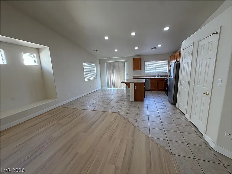 513 Lava Beds Way — Photo 23