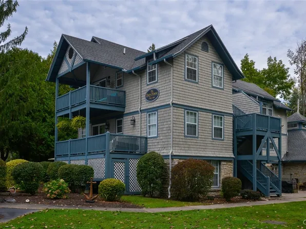 46546 Stone Gate Ext, Wellesley Island, NY 13640