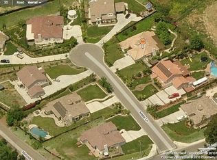 2746 Matte Ln, Vista, CA 92081