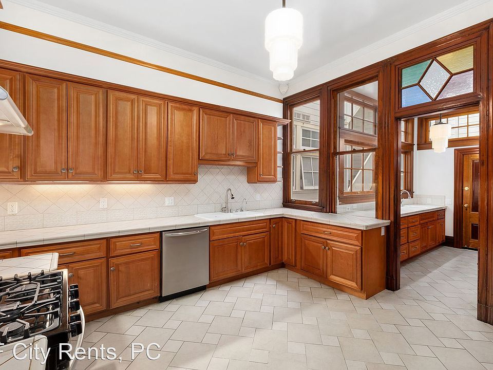 1st image of 930 Divisadero St