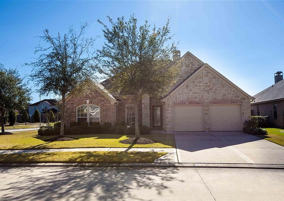 1st image of 22115 Canyonwood Park Ln