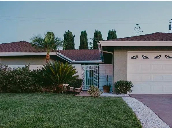 1710 Rolling Hills Dr, Fullerton, CA 92835