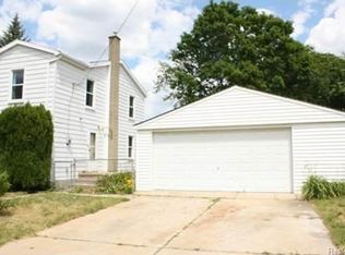 23643 W Chicago St, Redford, MI 48239