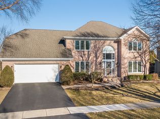 6709 Greene Rd, Woodridge, IL 60517