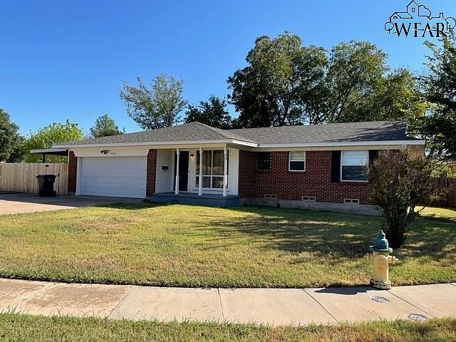 1st image of 4507 Woodlawn