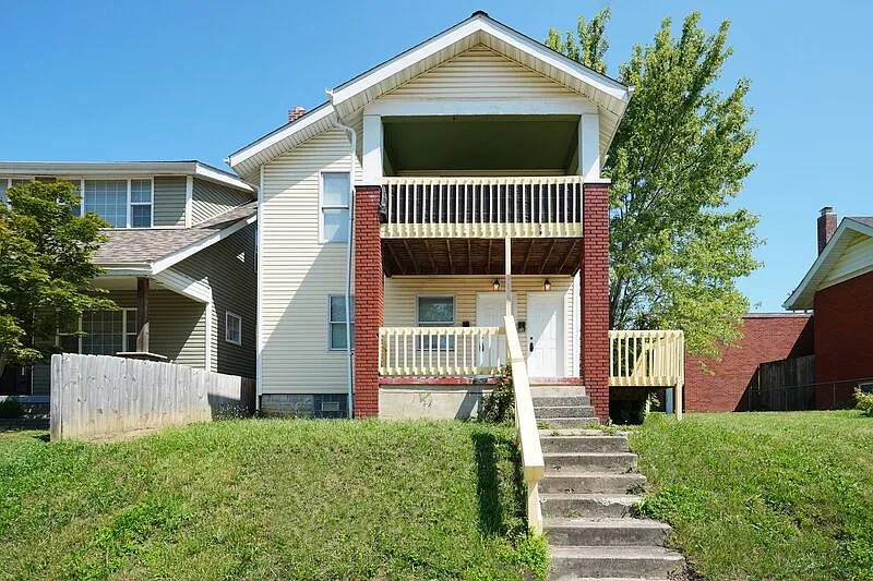 846-848 Reinhard Ave #848