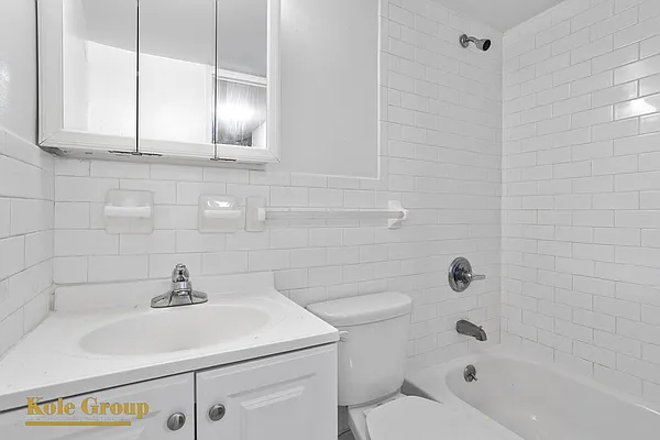 Rented by Kole Group | media 29