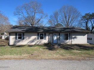 409 W Broad St, Clinton, TN 37716