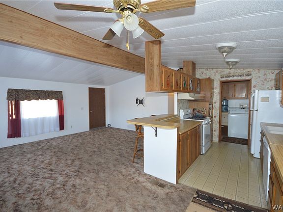 5th image of 1632 E Nottingham Drive