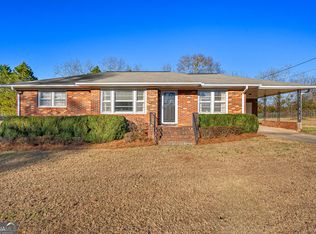 224 Race St, Hartwell, GA 30643