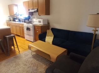 11509 94th St NW #1, Edmonton, AB T5G1H6