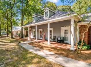 24 Englewood, Hattiesburg, MS 39402