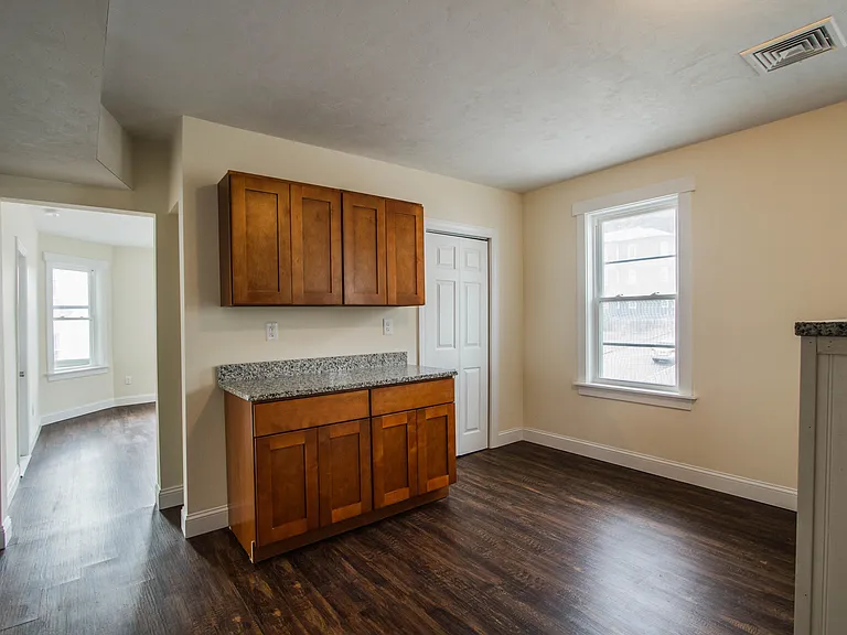 8 Seward St #3 — Photo 9