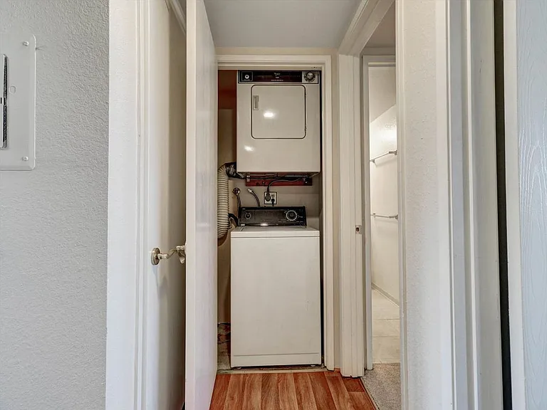 291 E Mel Ave #253 — Photo 9