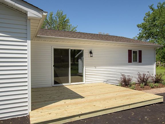 4th image of 14105 Greenleaf Pl