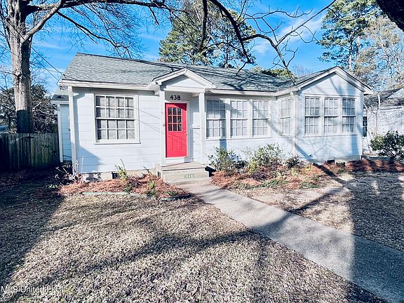 4th image of 438 Downing St