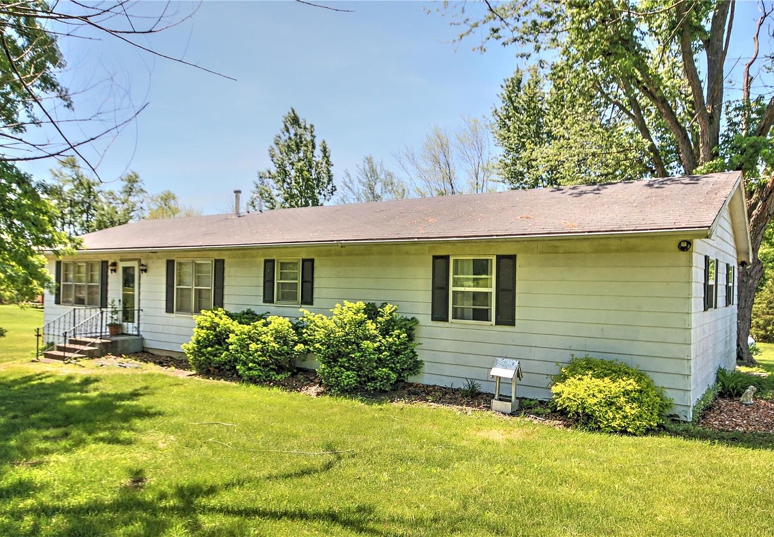 175 S Main St, Eolia, MO 63344 Zillow