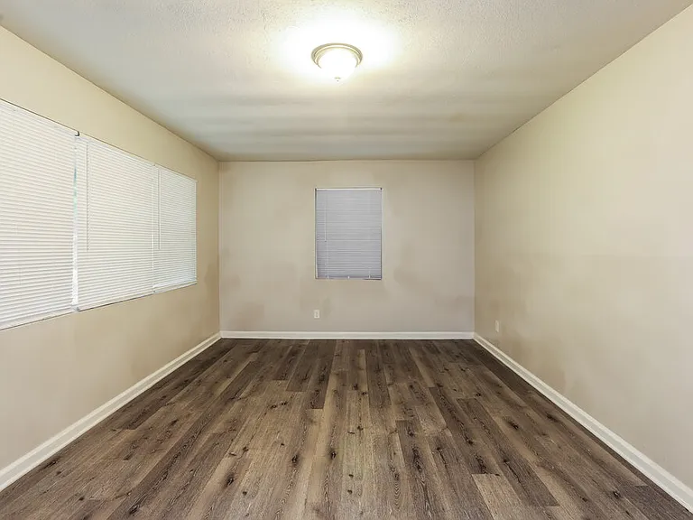 3946 Creel Dr — Photo 5