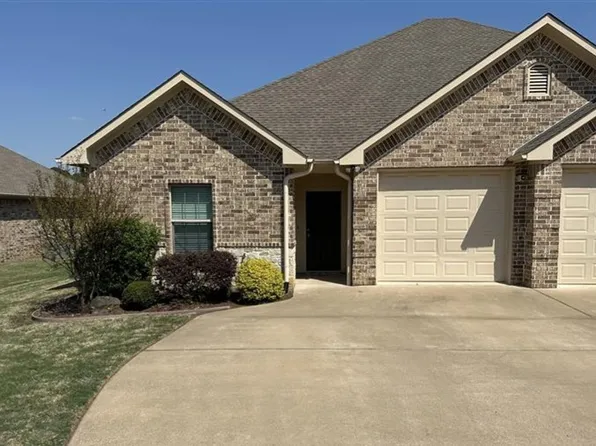 3909 Mobley Cir, Tyler, TX 75707