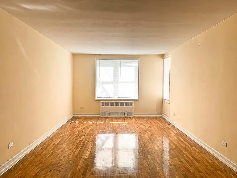 140-60 Beech Ave — Photo 11