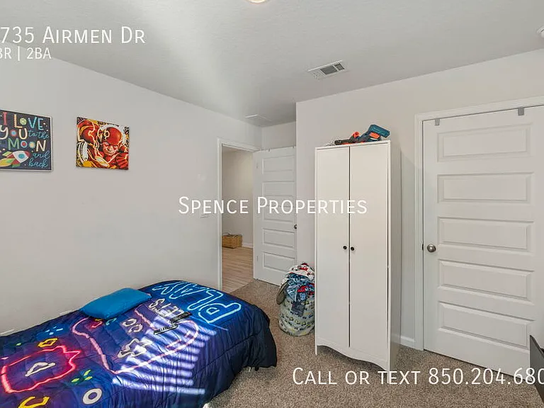 4735 Airmen Dr — Photo 21