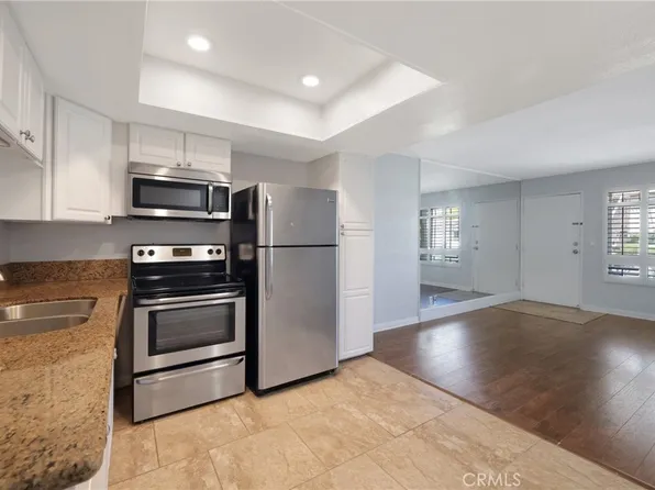 9643 Spyglass Ave Unit 39, Desert Hot Springs, CA 92240