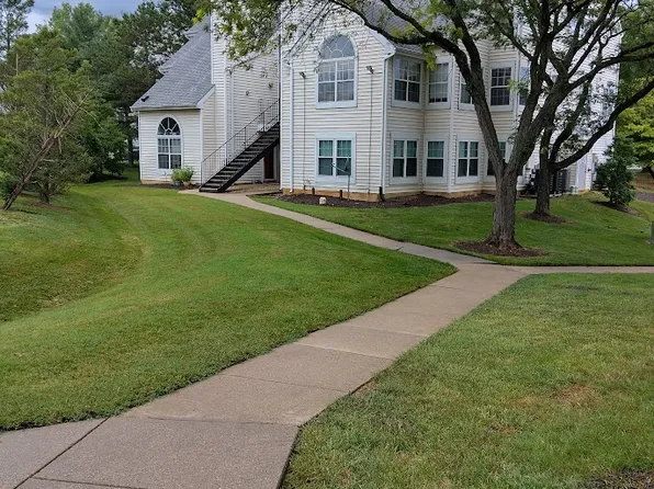 14122 Bowsprit Ln APT 810, Laurel, MD 20707