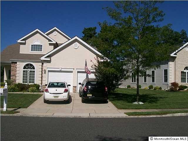 1st image of 29 Blackmoor Dr