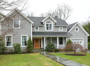 9 White Rd, Putnam Valley, NY 10579