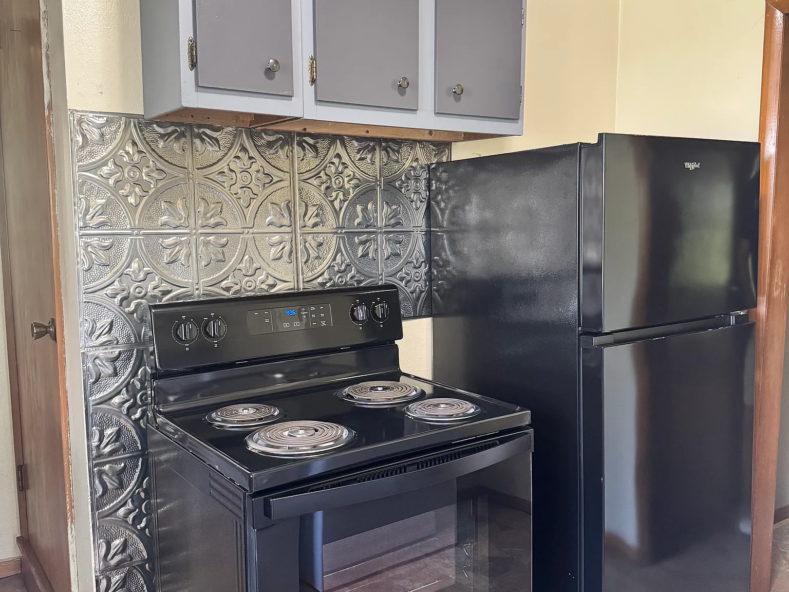 2 bed, 1200 sqft, $1,600 — Photo 4
