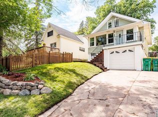 705 E 12th St, Duluth, MN 55805