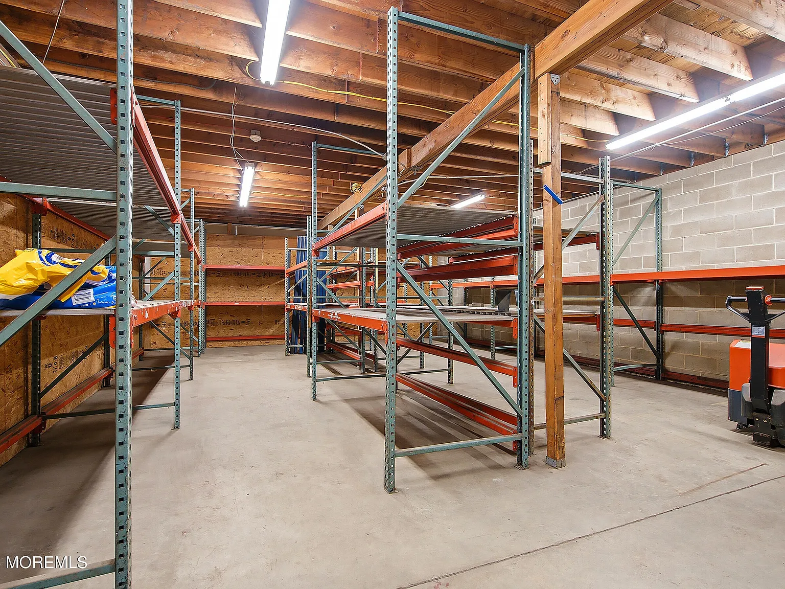 Studio, $1,200 — Photo 4