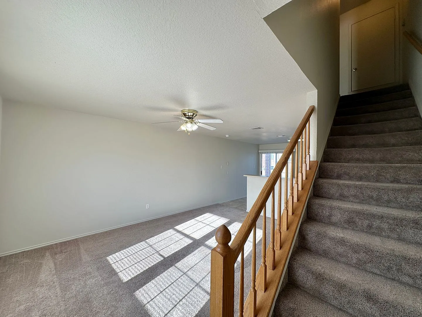 2105 Tahoe Ct — Photo 2