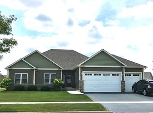 648 Brighton Way, Sycamore, IL 60178