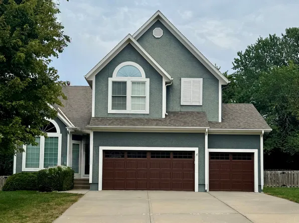 7005 Round Prairie St, Shawnee, KS 66226