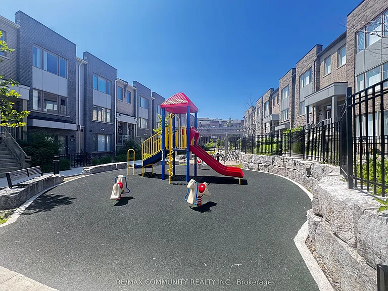 1525 Kingston Rd #701 — Photo 37