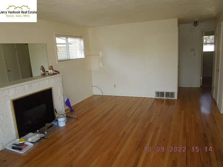 1324 W Gordon Ave — Photo 4