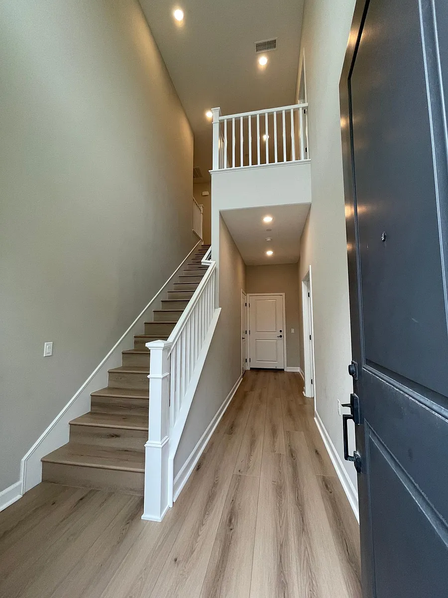 Building Photo - 7961 Belluno Way
