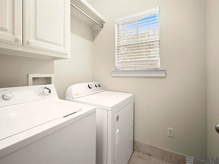 9431 Boone Dr — Photo 15