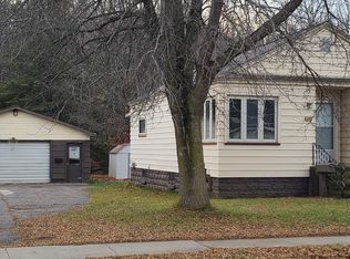 2032 River St, Niagara, WI 54151