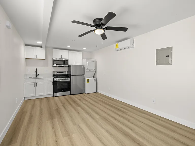 4438 Wilson Ave — Photo 4