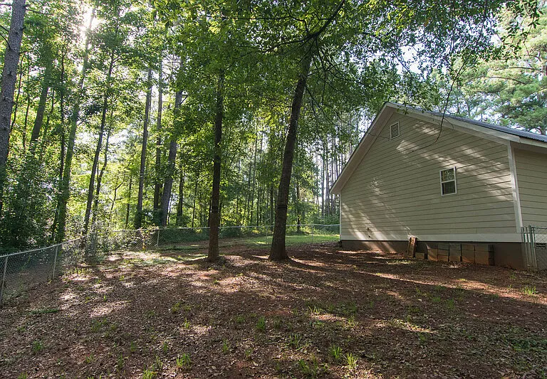 2354 Airport Dr — Photo 15