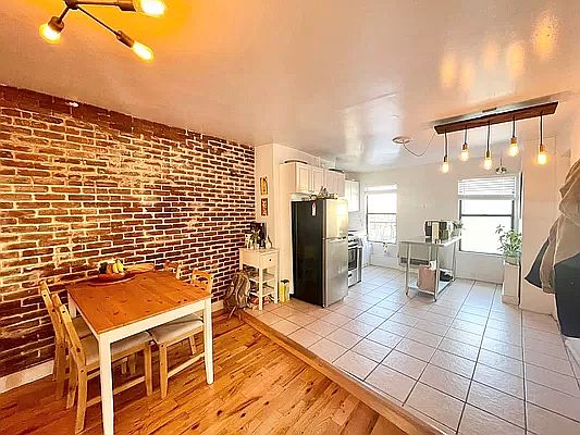 1st image of 169 Park Ave #4
