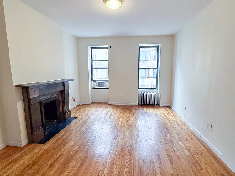 152 E 84th St #5K — Photo 1