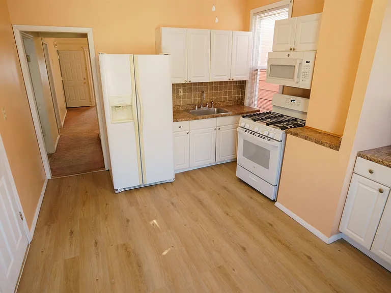 72 W 12th St #2 — Photo 13