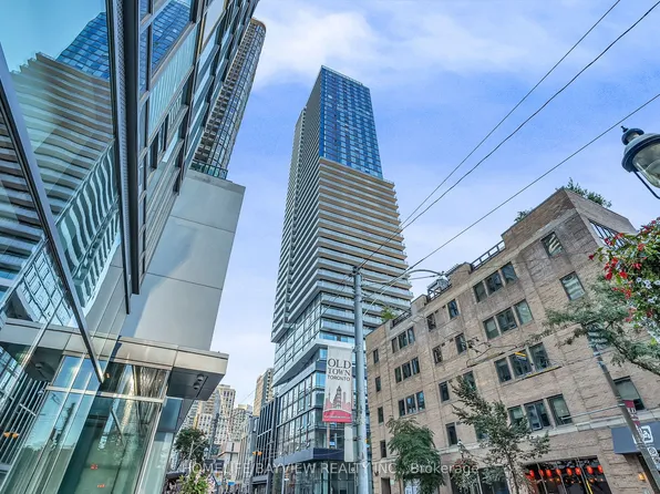 89 Church St #2807, Toronto, ON M5C 0B7