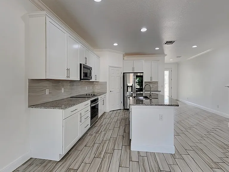 5283 Brydon Woods Cir — Photo 6