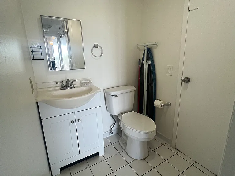 1800 NW 24th Ave #315 — Photo 9