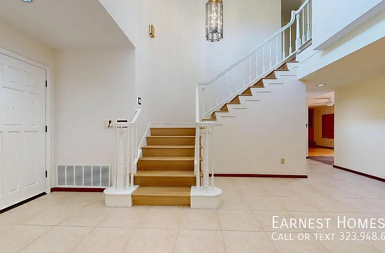 7814 Woodhall Ave — Photo 7
