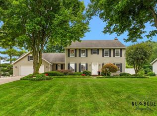 8630 Cedar Lake Dr, Jenison, MI